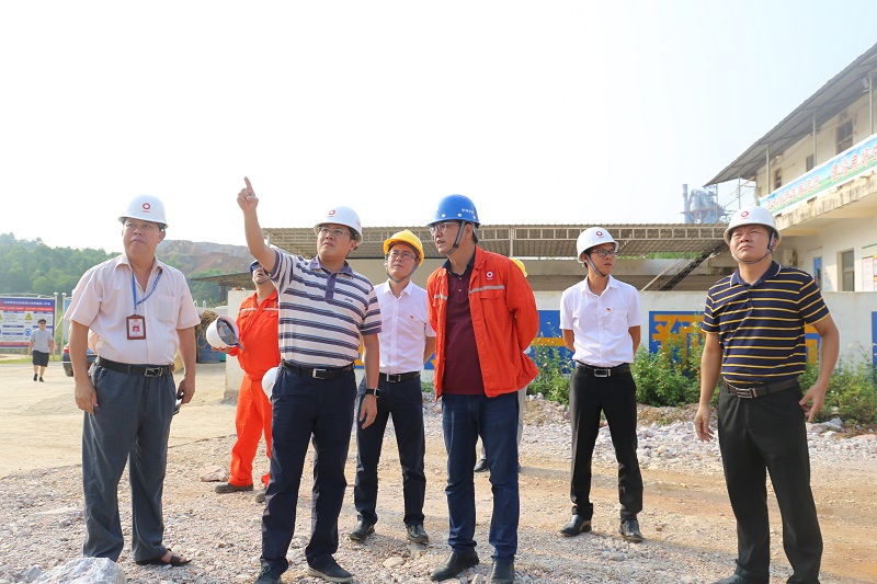 郭伟旋率队到苹塘镇开展安全生产综合督查工作