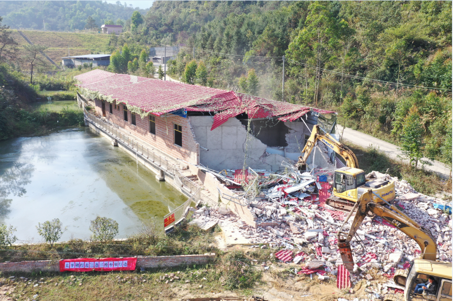 大力整治违章建筑,坚决遏制"三违三抢"行为-罗定市人民政府门户网站