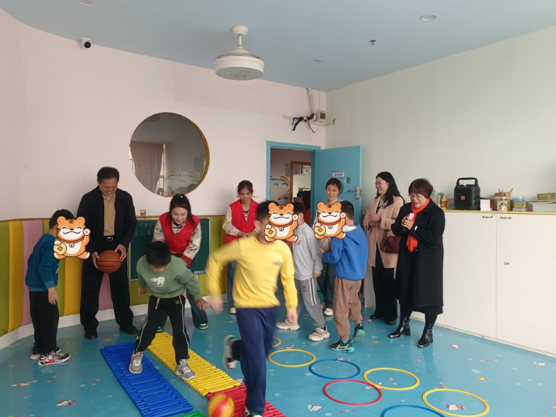 2025.4.2“爱融孤独  星梦同航”世界孤独症日慰问活动（罗定卡卡康复中心）3.2.jpg