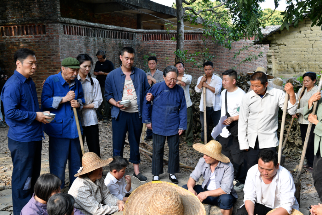 《情系长岗坡》在北京首映 《中国长岗坡之歌》正式发行