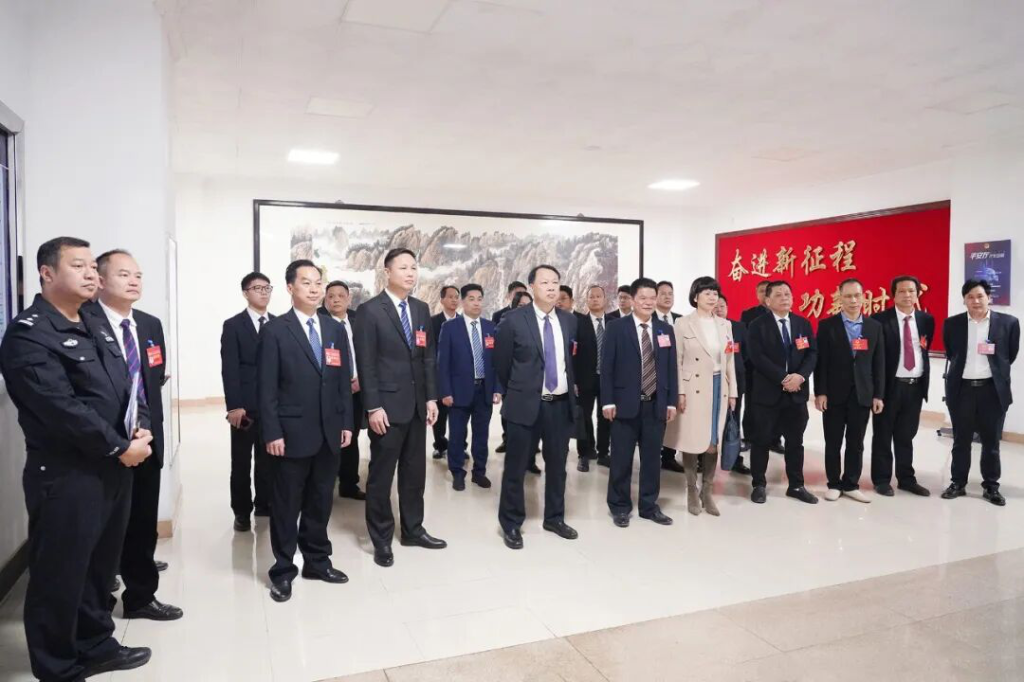 以高水平安全护航高质量发展！罗定市人大代表、市政协委员集中视察公安工作.png