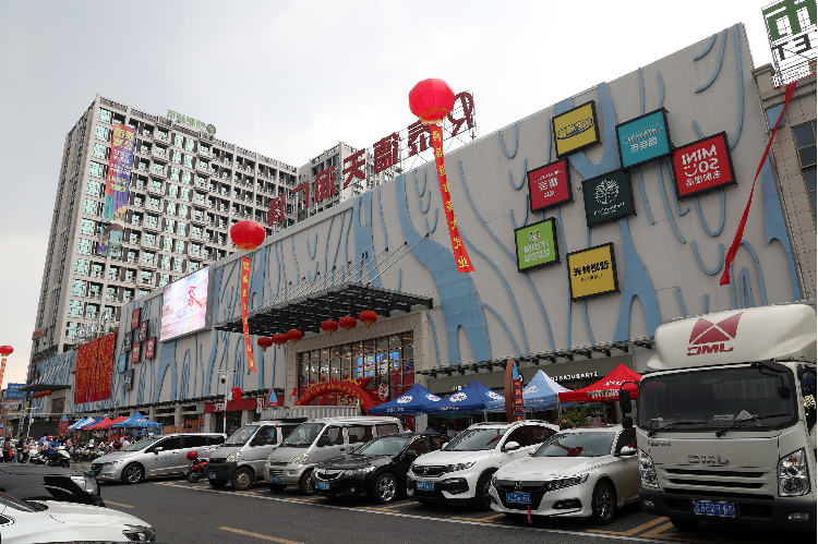 罗定市素龙街道打造新商圈做旺烟火气